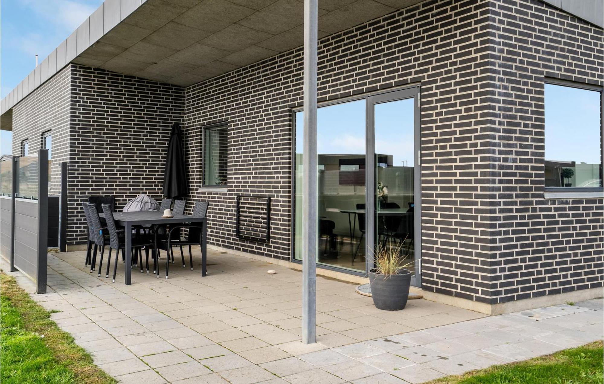 Pet Friendly Home In Ringkobing With House A Panoramic View Søndervig Buitenkant foto